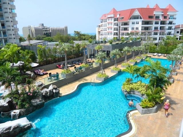 The Cliff Residence Condo Pattaya Værelse billede