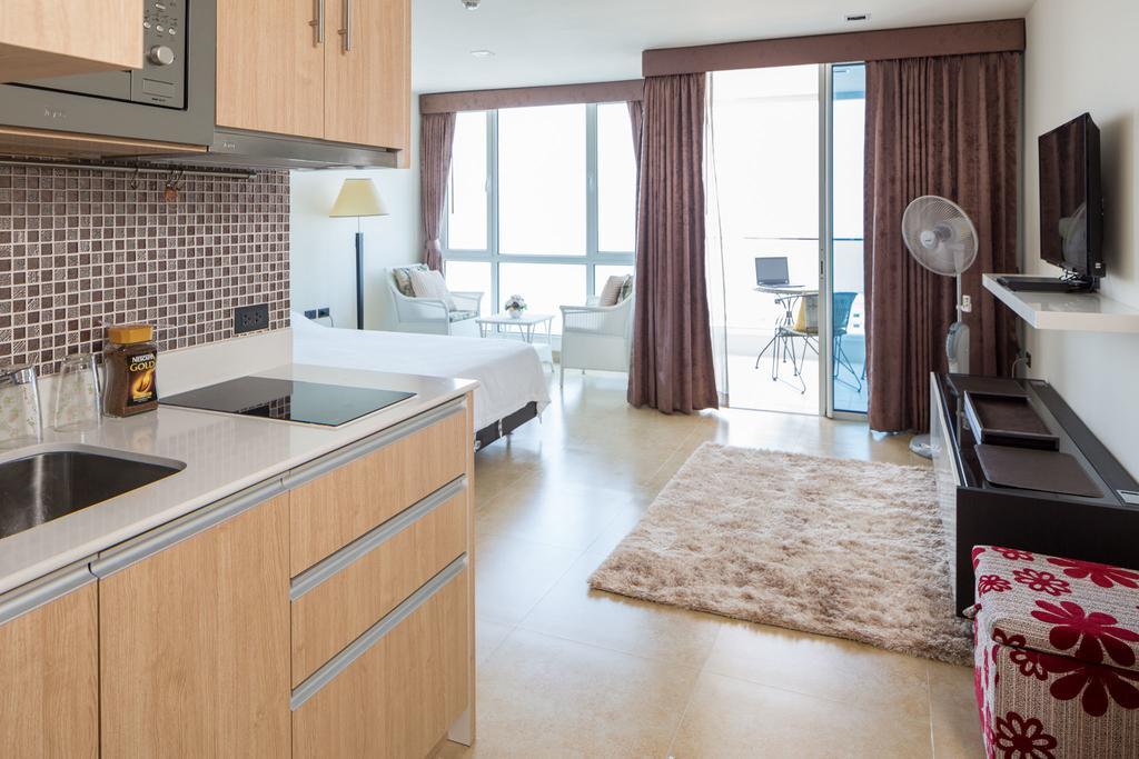 The Cliff Residence Condo Pattaya Værelse billede
